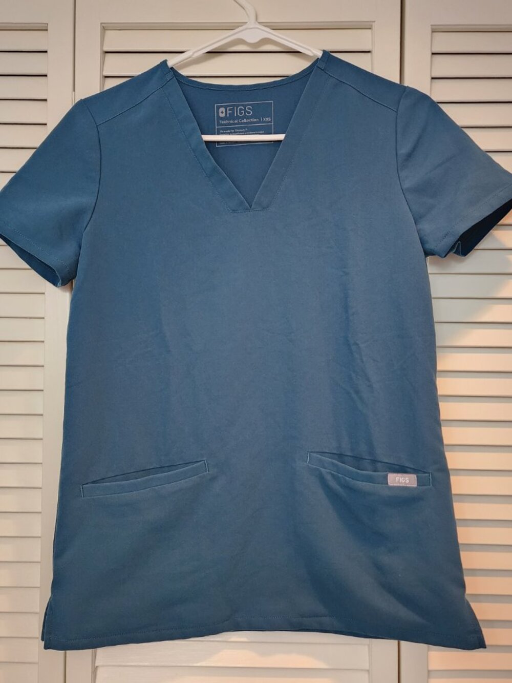 Figs Women's XXS Carribean Blue Casma Scrub Top -EUC